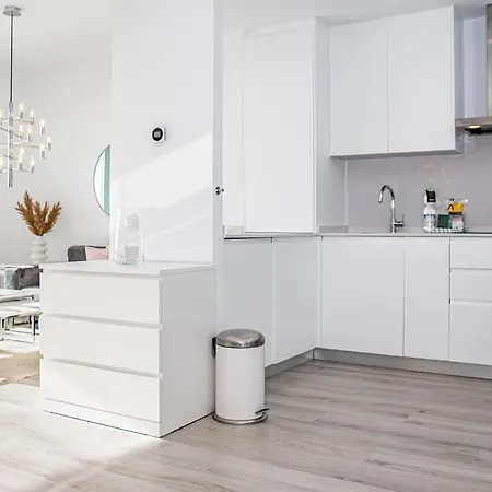 Ov5bb- Modern Family Flat, Lovely Views * Estepona