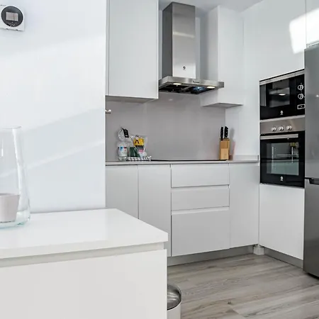 Ov5bb- Modern Family Flat, Lovely Views Apartment *